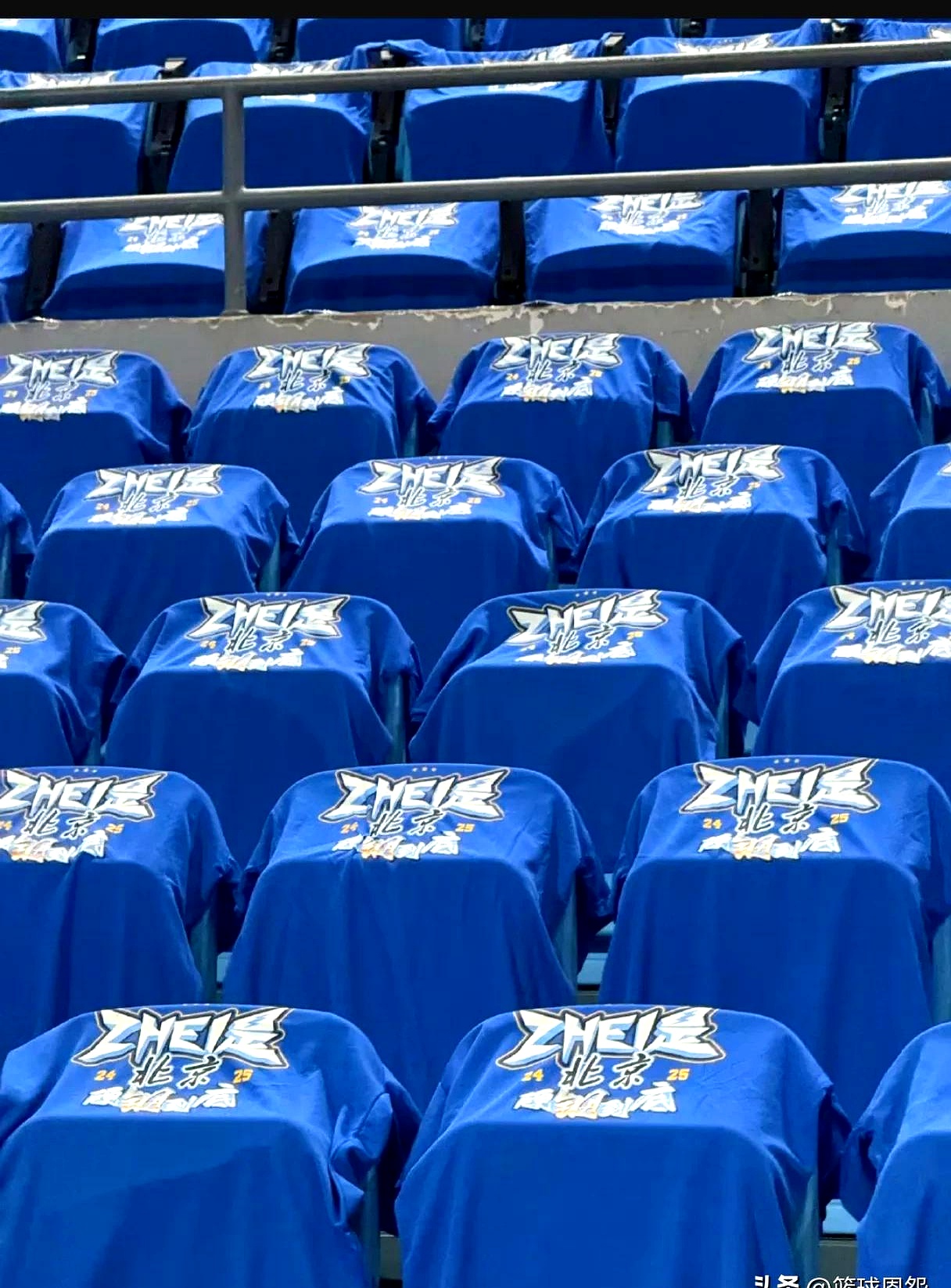 关于Karsa焦点对战，莱万多夫斯基与50激战DWG分钟，持续失利胜负难料！引发球迷热议的信息-九游会娱乐平台